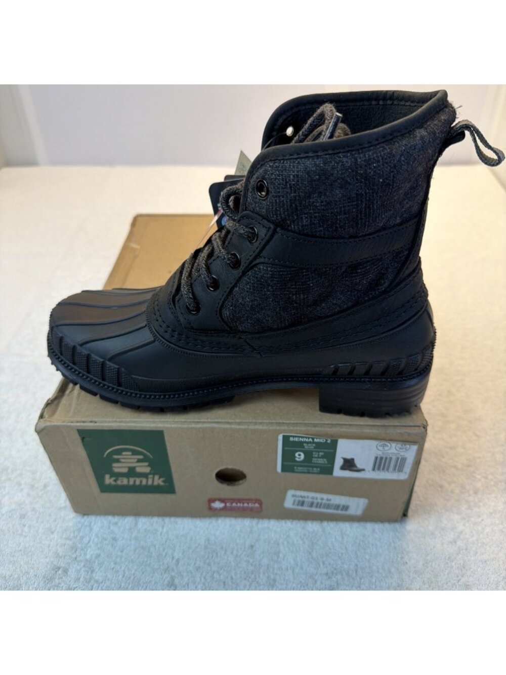 Kamik Sienna Mid 2 Waterproof Duck Boots Black Soft Sock Upper Women SZ 9 New